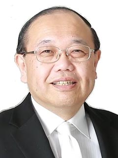 内田　哲夫